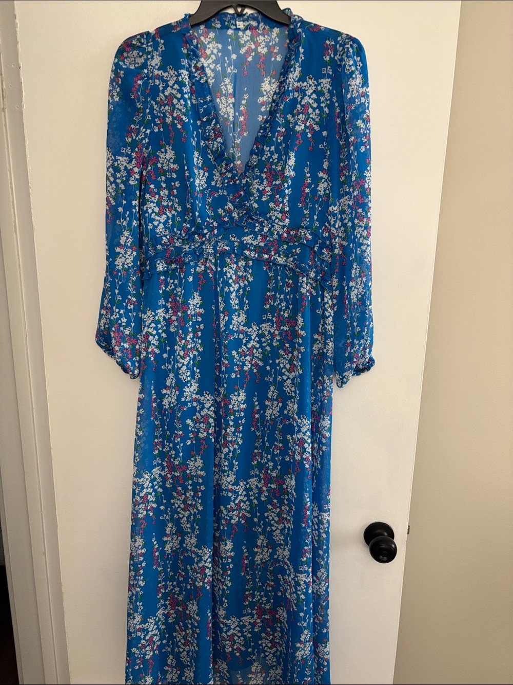 Blue Floral V-Neck Maxi Dress